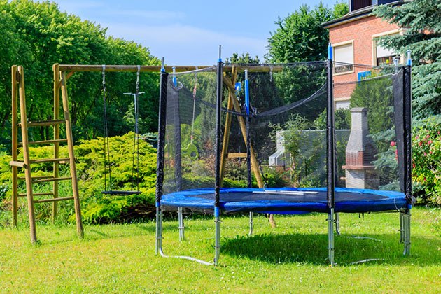 fun and easy trampoline games